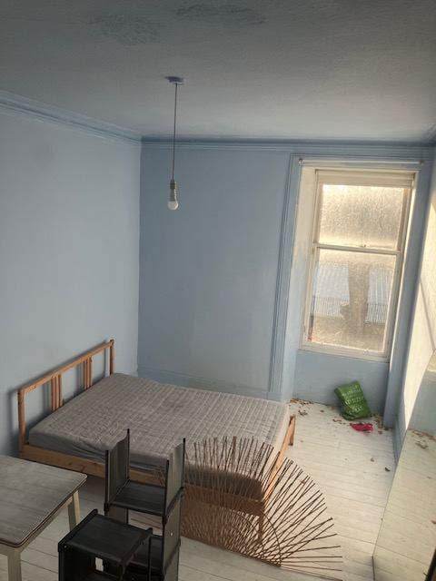 Generous Double Bedroom in North Kelvinside Main Photo