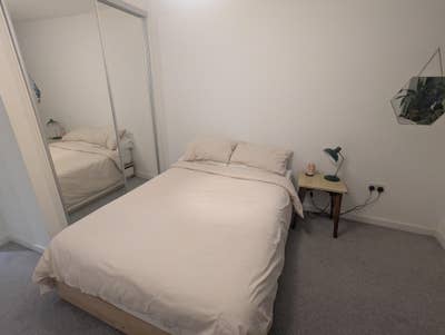 Short term: Double room in quiet flat, 3 min from  Main Photo