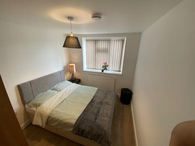 Best Affordable Room Near Tower Bridge Main Photo