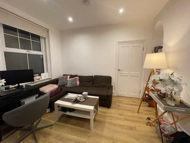 One Bed Central London Flat - 2 months Main Photo
