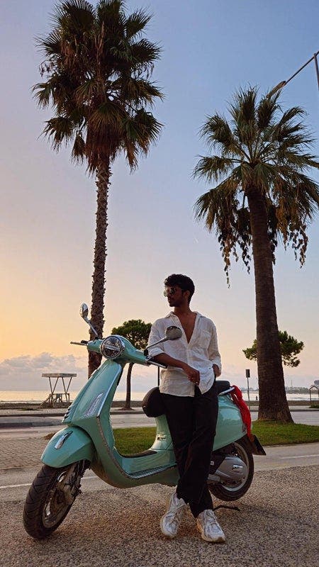 Professional Couple Seeking Room Main Photo