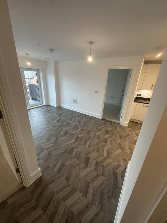 A nice flat mate need!!! Main Photo