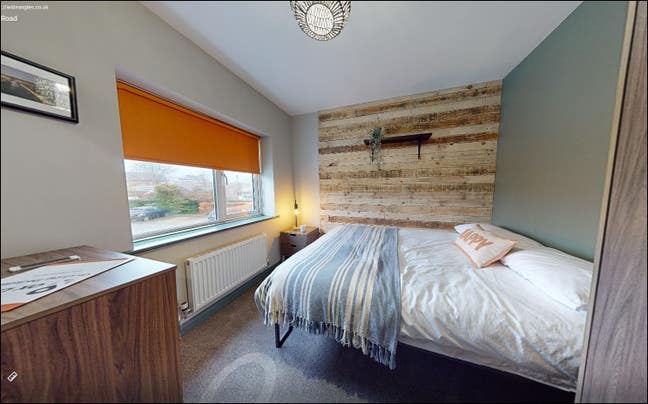 Ensuite Rooms Available 🏡 Haydon Road Main Photo