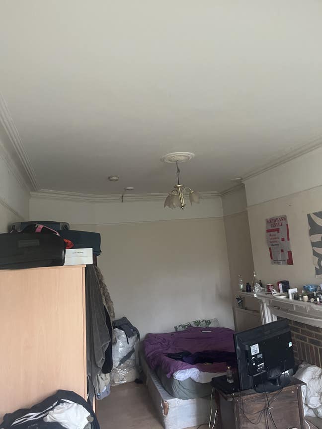 Bright room to rent in Cricklewood  Main Photo