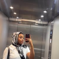 20 year old Female seeks a single or double room Main Photo