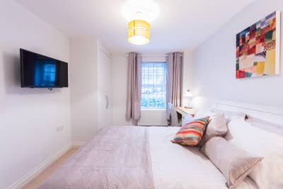 Luxury Ensuite Rooms Available near M4&A33  Main Photo