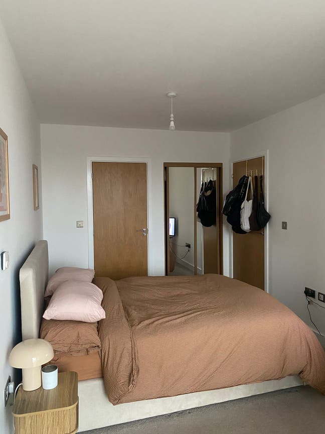 Bright Double Ensuite in Haggerston by Canal  Main Photo