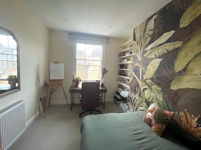 Beautiful room in Pimlico big flat with terrace 🦋 Main Photo