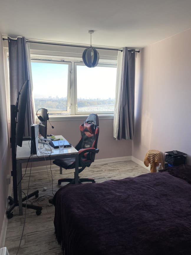 Bright Double Room with Emirates Stadium View – Gr Main Photo