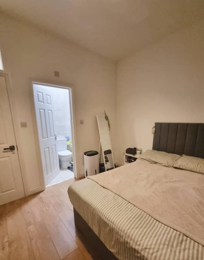 Ensuite Room in a 3 Bed House Main Photo