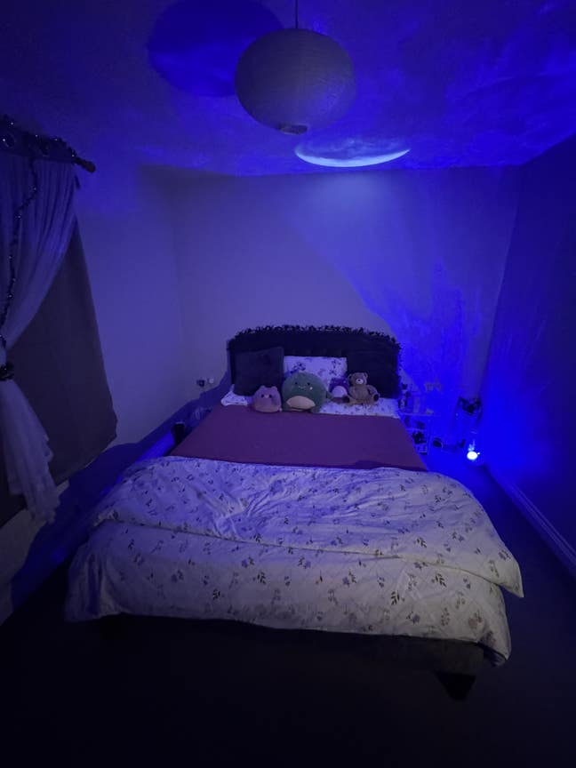 Double room available in a house including all bil Main Photo