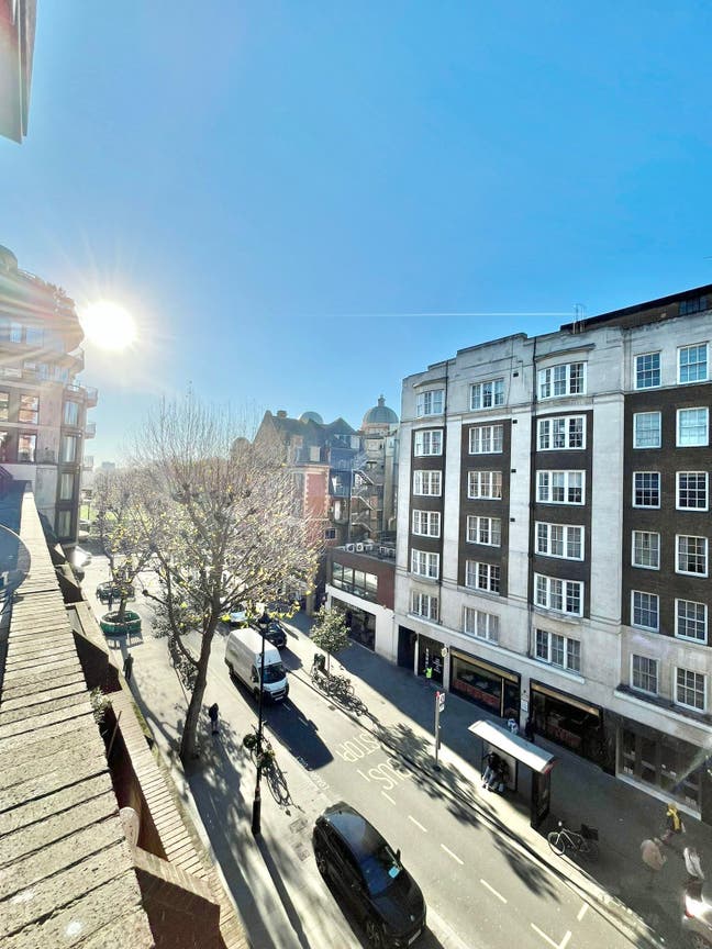 21 sqm Bright Room in Hyde Park | 100m to tube! Main Photo