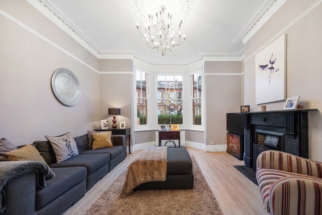 Large ensuite room - Beautiful House, Clapham Park Main Photo