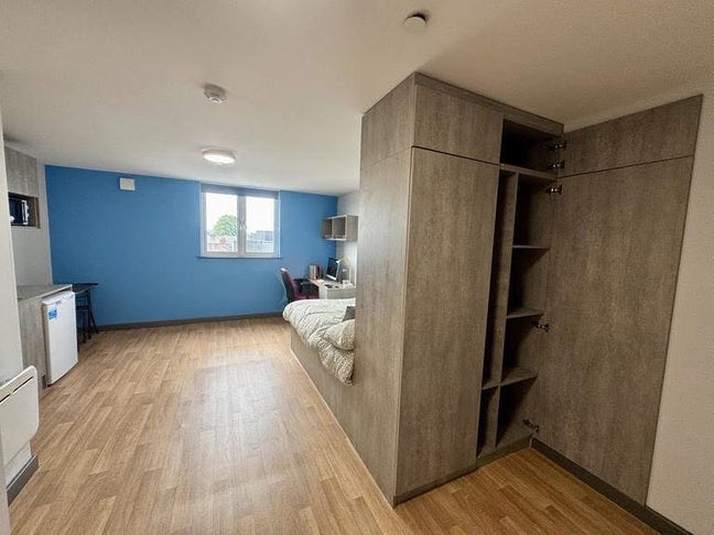 Derby City Centre Double-bed Modern Studio Main Photo