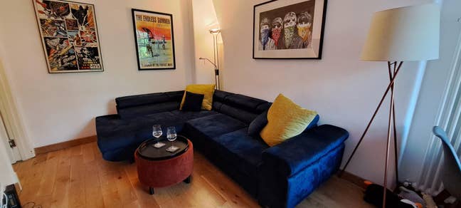 One Double Bed Flat Very Central Fully Furnished  Main Photo