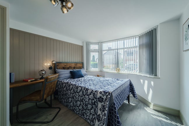 Brand-New Modern Room & Studio – All Bills Include Main Photo