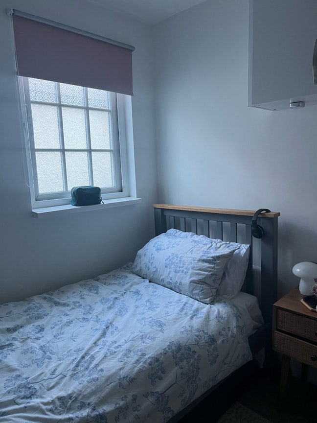 Single bedroom 600pcm bills included  Main Photo