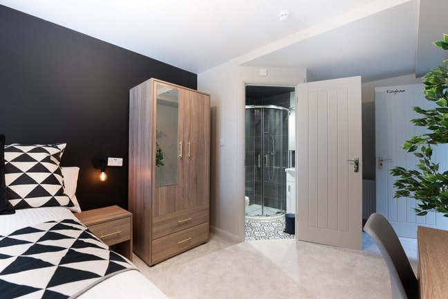 &pound;500 Bonus! 🤩 NR Churchill/Old Rd Campus/NOC 🏥 Main Photo