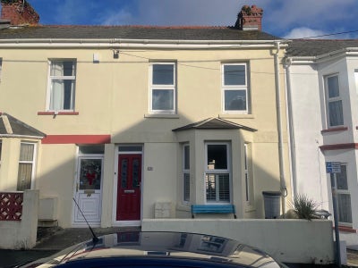 Short-term Terraced House for rent in Torpoint Main Photo