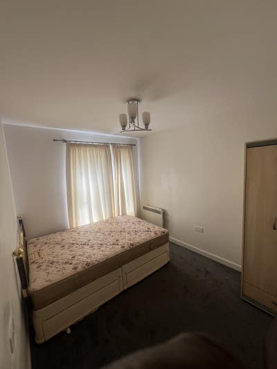 Double Room with Ensuite/Private Bath Main Photo
