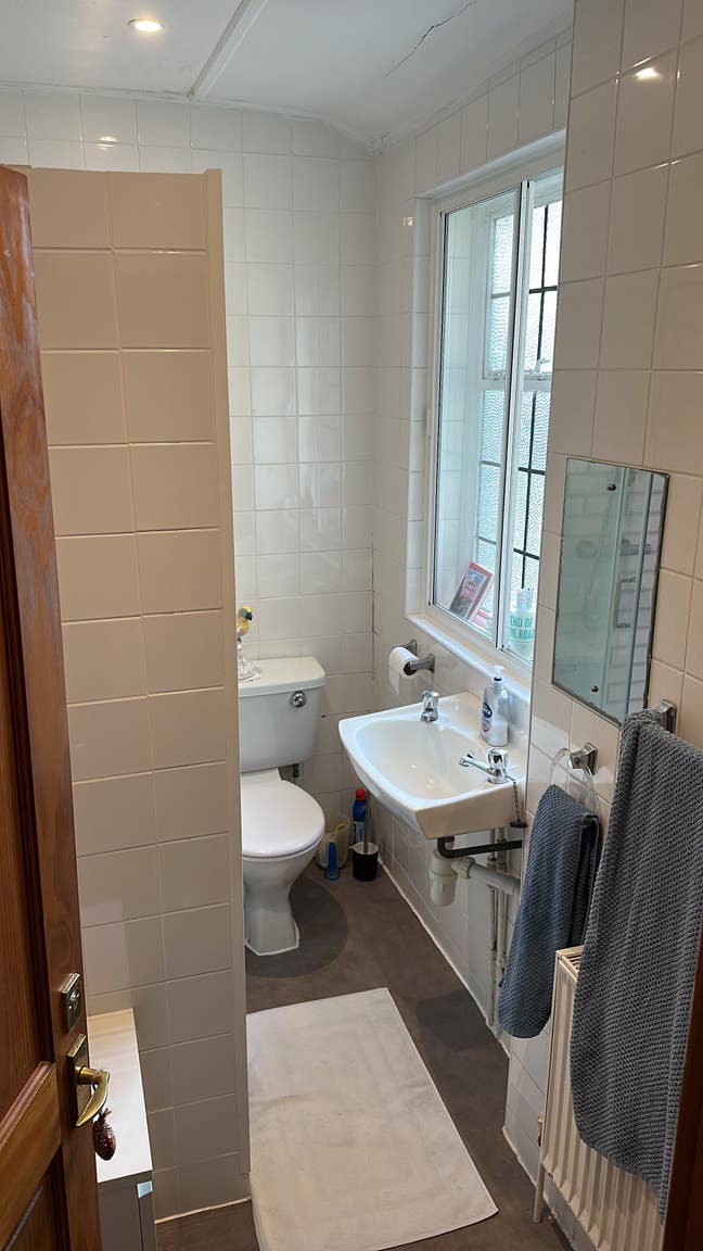 Well connected single room in nice flat. Main Photo