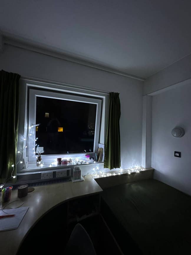 Student Room with Great View – Harriet Building Main Photo