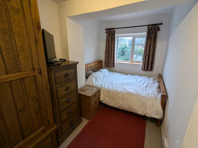 Double room to rent in a cottage in Faringdon Main Photo