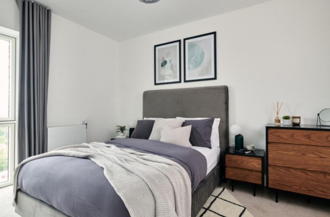 Ensuite double room near barking station  Main Photo