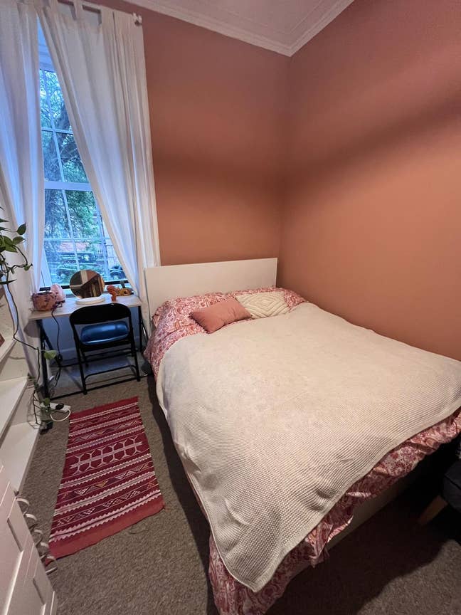 Uni flat share in great location  Main Photo