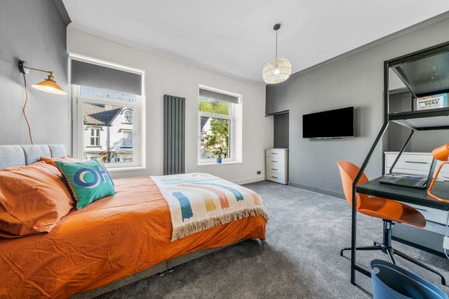 26/27 5 bed student house in Brynmill Main Photo