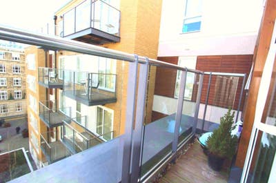 One-Bedroom Apartment with Balcony - Napier House Main Photo