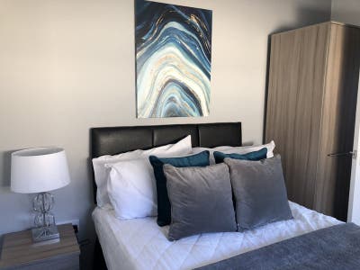 Ensuite Room Close to Centrum 100 Burton Main Photo