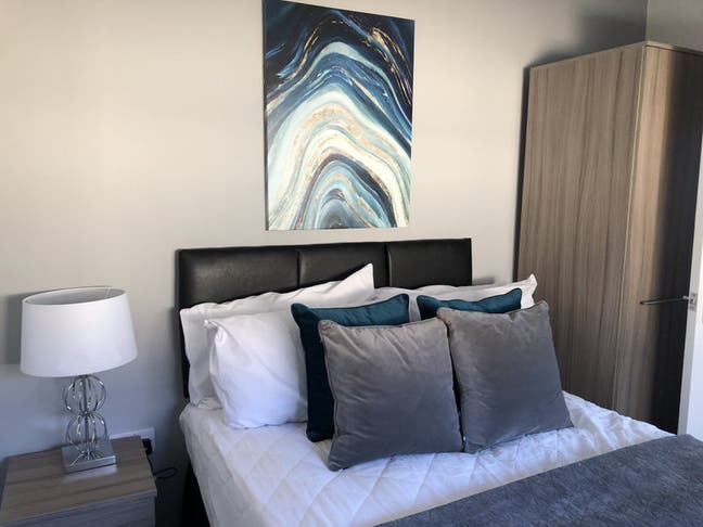 Ensuite Room Close to Centrum 100 Burton Main Photo