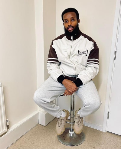 Professional Male seeks a single or double room Main Photo