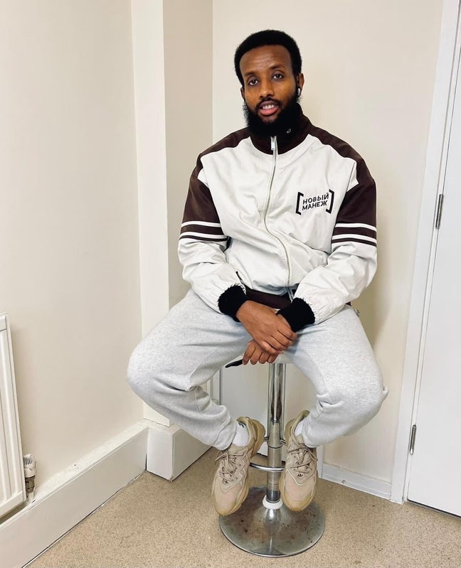 Professional Male seeks a single or double room Main Photo