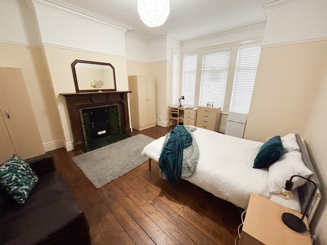 House share near Newcastle City Main Photo