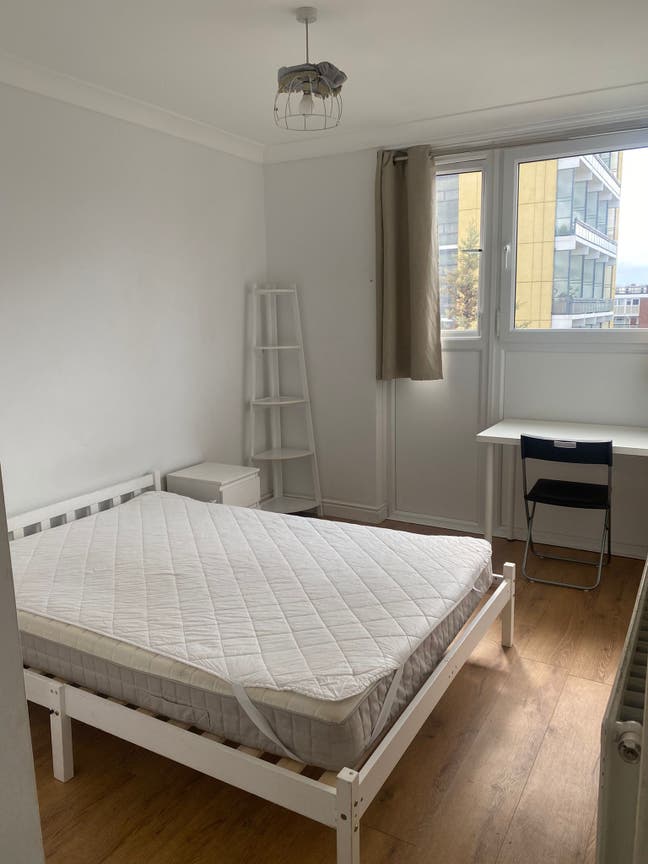 Double Room in Prime Battersea Location! Main Photo