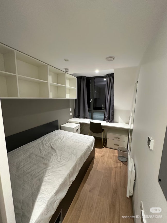 Ensuite in Morriss house Main Photo