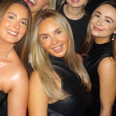 Looking for flatmate to apartment hunt with!! Main Photo