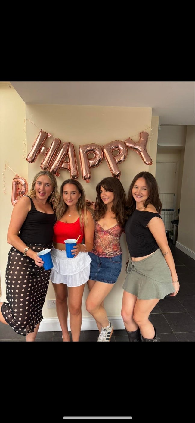 🌸Tooting Bec Girly Cosy Room available Main Photo