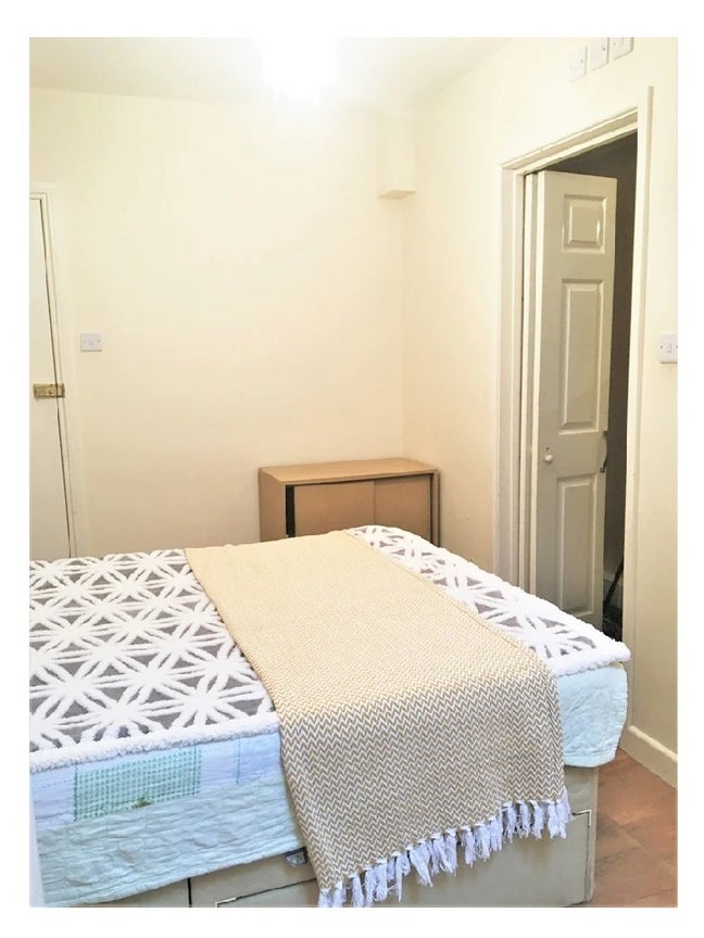 🌟1 Bed Flat In Tilehouse Close Bills Not Include Main Photo