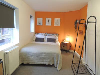 💥 Spacious En suite Double Room close to KMH Main Photo