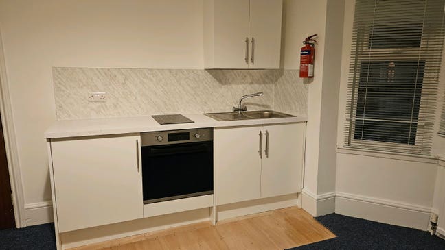 Room in a city centre  Main Photo