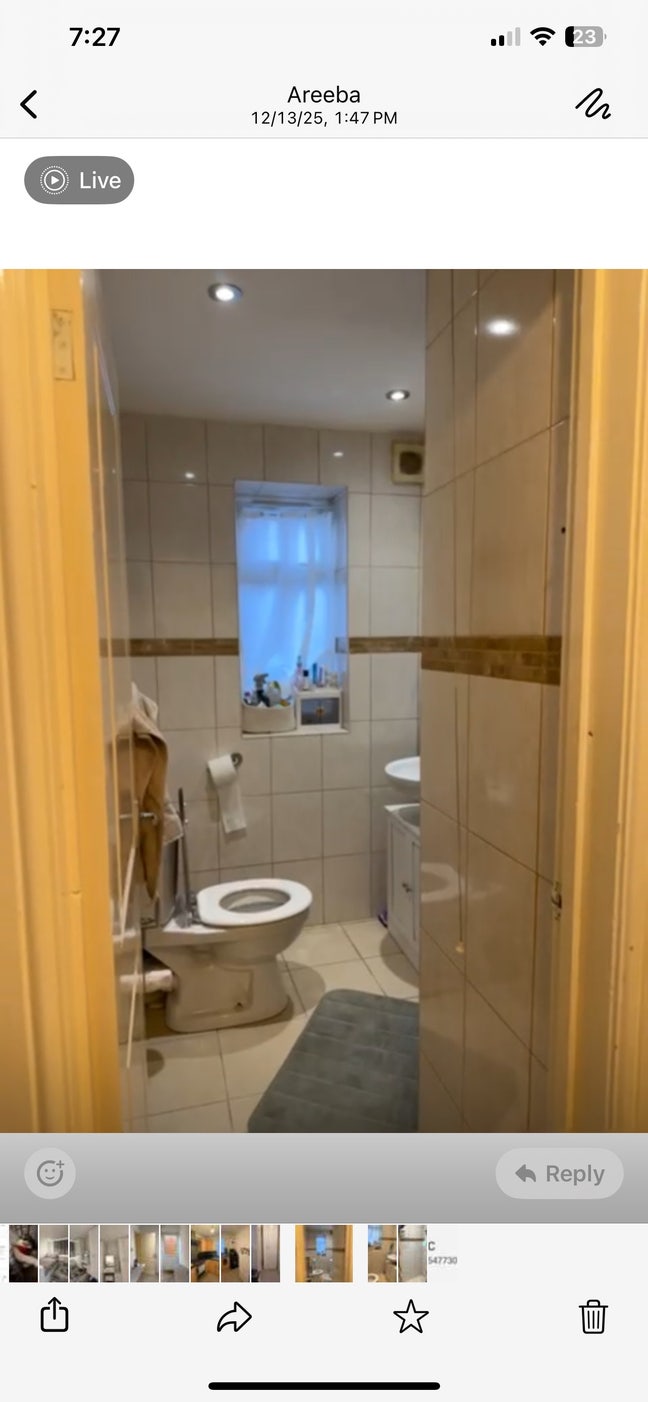 Bright and clean studio flat Main Photo