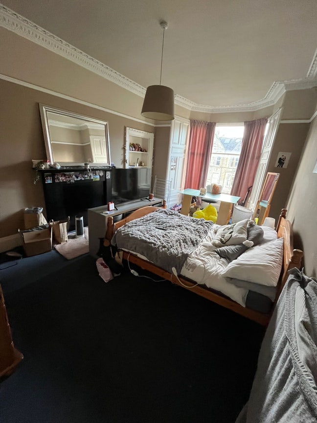 Double room in social flat in Marchmont  Main Photo