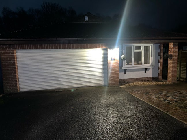 Newly decorated Double Bedroom Main Photo