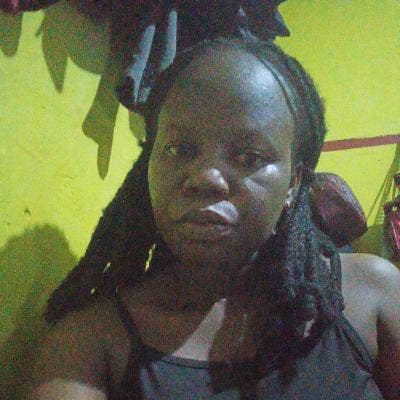 Looking for a room to stay in  Main Photo