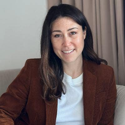 34 Y.O. Looking to put down roots in the UK Main Photo