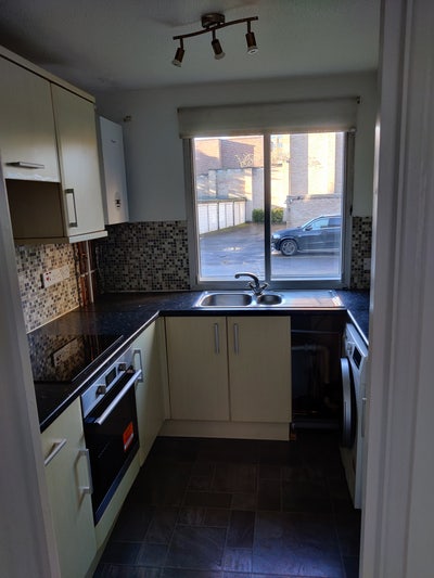 Double bed available (Available for single/Couple) Main Photo