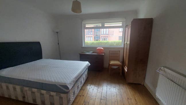 Room Available near West End Main Photo